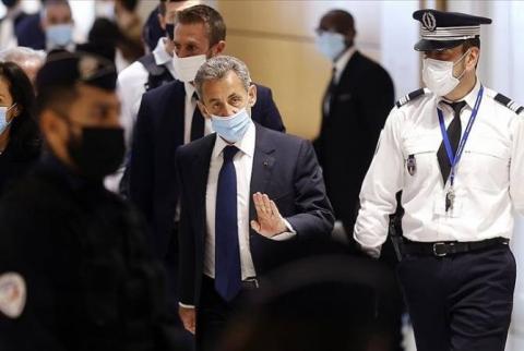 Nicolas Sarkozy condamné à un an de prison ferme