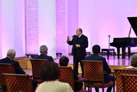 La pianiste Diana Sahakyan a donné un concert à la résidence présidentielle  