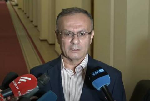 Ադրբեջանը հղում է անում ԽՍՀՄ քարտեզներին, սակայն հրաժարվել է Խորհրդային Ադրբեջանի իրավահաջորդը լինելուց. Սեյրան Օհանյան