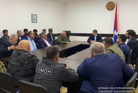 В Ереване Араик Арутюнян встретился с добровольцами, участвовавшими в защите Родины 