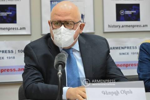 Պատվաստված կինը հղիացել է ու հաջող ծննդաբերել. Օկոևը՝ պատվաստանյութերի հնարավոր ազդեցության մասին