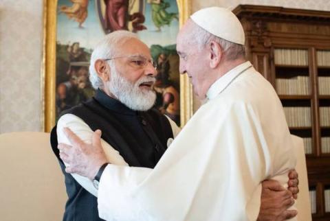 Հռոմի պապն առաջին անգամ հանդիպել է Հնդկաստանի վարչապետի հետ