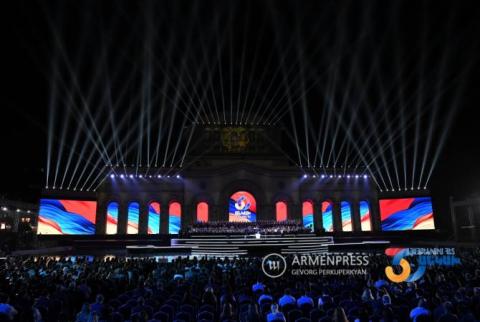 Անկախության օրվա առիթով բյուջեից գումար չի  ծախսվել. Արայիկ Հարությունյան