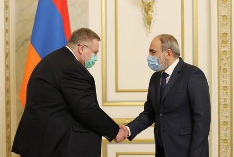 Roads remain under jurisdiction of countries through which they pass –  Russian Deputy PM tells Pashinyan 