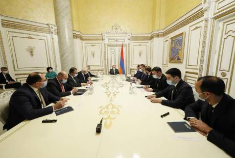 PM Pashinyan chairs consultation on economic priorities