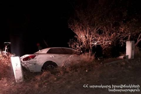 На трассе Малишка-Вайк автомобиль врезался в заграждение: водитель   скончался