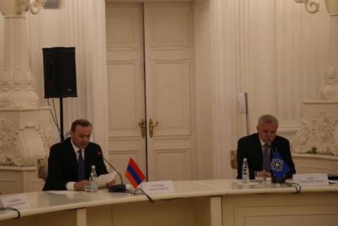 Armenia’s Security Council Secretary presents border situation at CIS Moscow meeting