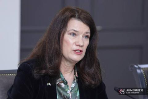 OSCE Chairperson-in-Office calls for continued de-escalation in talks with Azeri FM