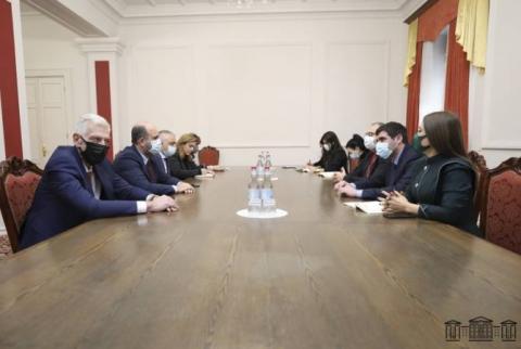 Post-war situation touched upon at the meeting of the Armenian, Greek MPs