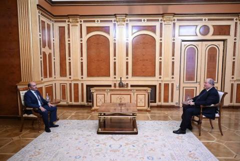 Le Président Armen Sarkissian a reçu Edmon Marukyan, le leader du parti "Arménie Lumineuse"