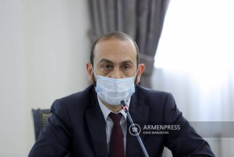 Armenian FM and OSCE MG Co-Chairs highlight peaceful settlement under the Co-Chairs’ mandate