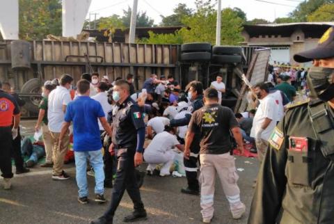 Meksika'da katliam gibi kaza: En az 53 ölü