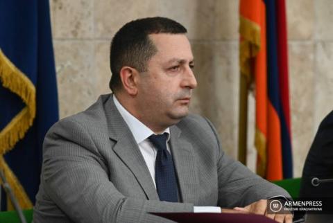Hovhannes Hovhannisyan Yerevn Devlet Üniversitesi rektörlüğüne seçildi