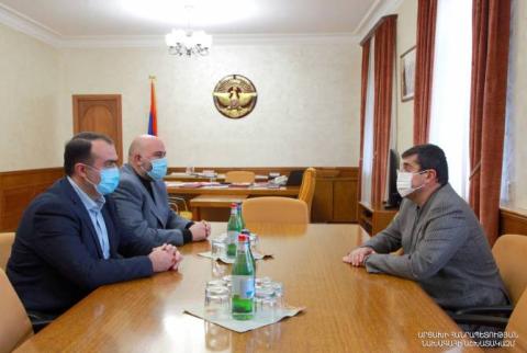 Արցախի նախագահ Արայիկ Հարությունյանը հանդիպել է ԱԺ երեք խմբակցությունների հետ