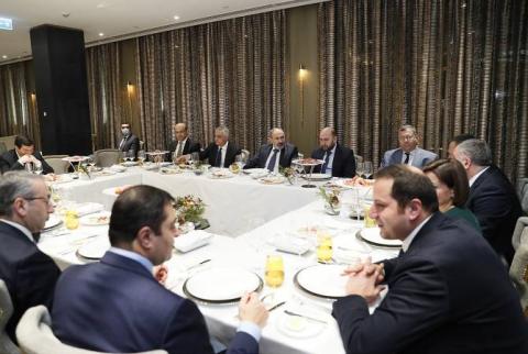 PM Pashinyan had a working dinner with the heads of banks