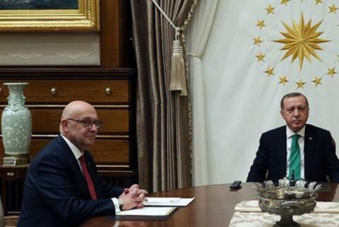 Ermeni Vakıfları Başkanı Bedros Şirinoğlu, Erdoğan ile bir araya geldi