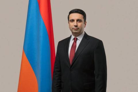 Ален Симонян направил телеграмму соболезнования в связи с кончиной Артура Григоряна