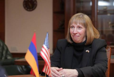 ԱՄՆ դեսպանը հանդիպել է «Հայաստան» խմբակցության պատգամավորների հետ