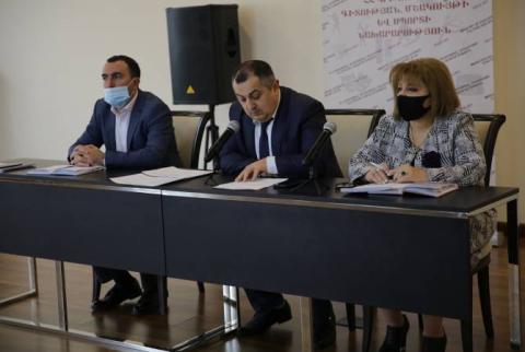 Կարեն Գիլոյանը քննարկում է ունեցել մանկապատանեկան մարզադպրոցների ներկայացուցիչների հետ