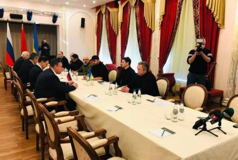 Negotiations between the Russian and Ukrainian delegations continue