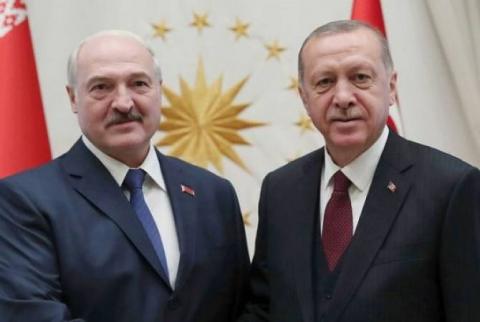 Թուրքիայի և Բելառուսի նախագահները Ուկրաինայի հարցով հեռախոսազրույց են ունեցել