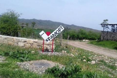 Ermenistan Ombudmsanı: Azerbaycan silahlı kuvvetleri Artsakh'ın Khramort köyü yönünde tanklar biriktirdi 