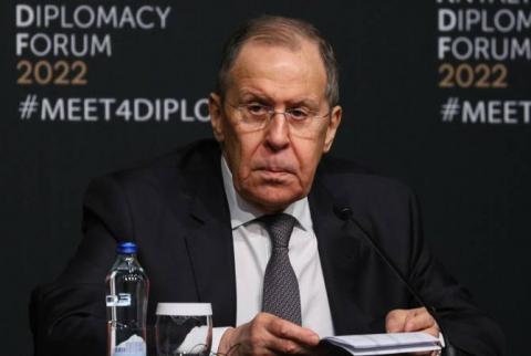 Лавров обсудил с главой МИД Ирана ситуацию на Украине