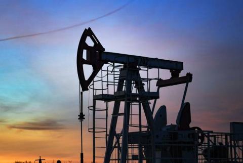 Цены на нефть растут более чем на 2,5%