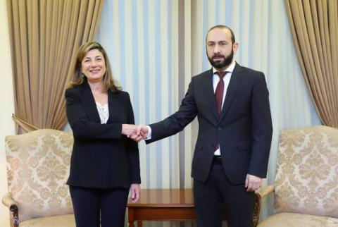 Ararat Mirzoyan a rencontré la Directrice générale de la Commission internationale pour les personnes disparues