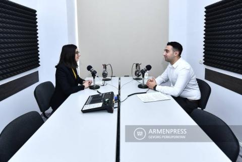 Podcast-FinInForm. Գումարը ոչ թե բարձի տակ, այլ քարտային հաշվին. ինչպես ճիշտ ընտրել վճարային քարտը