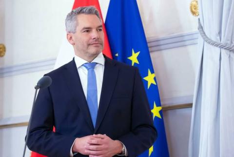 Ավստրիայի կանցլերն այցելել է Ուկրաինա