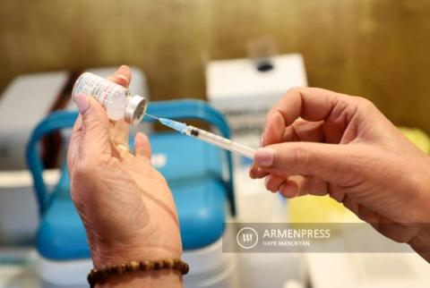 100% пациентов, у которых коронавирусная инфекция проходит в тяжелой форме, не вакцинированы