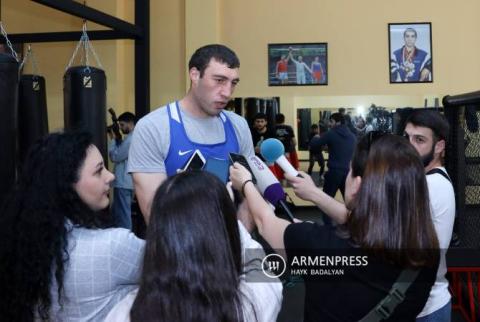 Haremos todo lo posible para mantener en alto el honor de Armenia, dijo el subcampeón mundial Davit Chaloián
