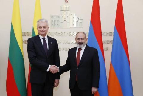 Armenian PM, Lithuanian President highlight NK conflict settlement under auspices of OSCE Minsk Group Co-chairs