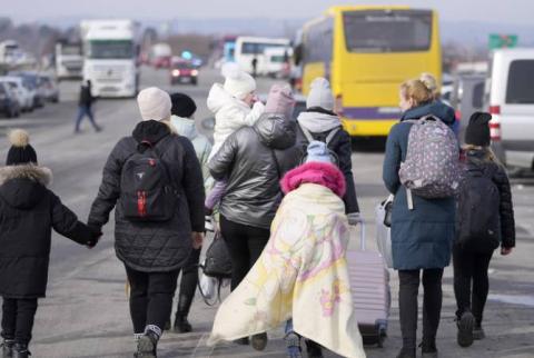 Число беженцев и внутренне перемещенных лиц в мире превысило 100 млн