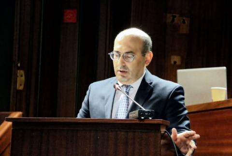 Atina'da "İzmir faciasının Ermeni görgü tanıklarının yayınlanmamış ifadeleri" konulu konferans düzenlendi