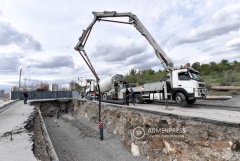 Փլուզման հետևանքով փակված Ծիծեռնակաբերդի խճուղին ամբողջությամբ  կբացվի 4-5 օրից