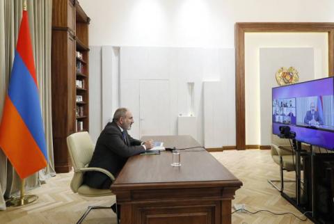 Pashinyan chairs first sitting of Economic Policy Council