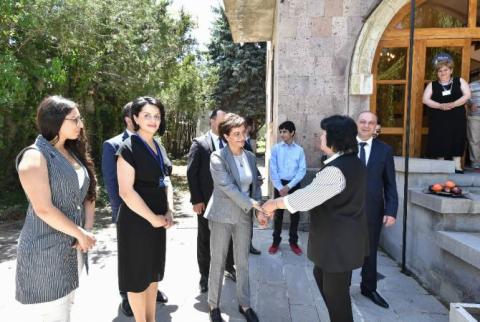 Աննա Հակոբյանը Վանաձորում այցելել է Ստեփան Զորյանի տուն-թանգարան, Գեղագիտության ազգային կենտրոն և Գուգարաց թեմի առաջնորդարան