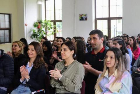 Մարզերի երիտասարդների համար անցկացվել են ֆինանսական գրագիտության դասընթացներ
