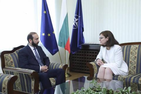 Armenian FM presents situation around Nagorno Karabakh conflict to his Bulgarian counterpart