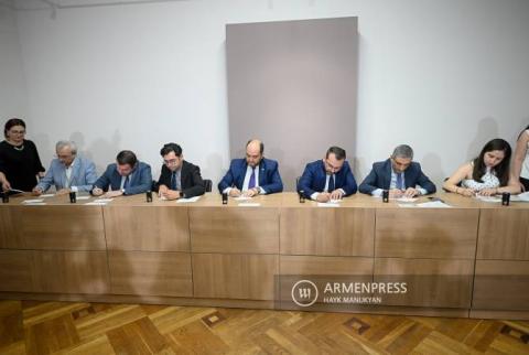 Արայիկ Հարությունյանը ներկա է գտնվել «Աշխարհահռչակ հայեր. Արտեմ Փաթափության» թեմայով նամականիշի մարման արարողությանը