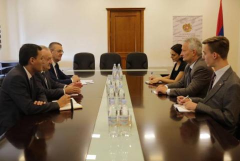 Armenian minister of education proposes German ambassador to develop inter-university cooperation