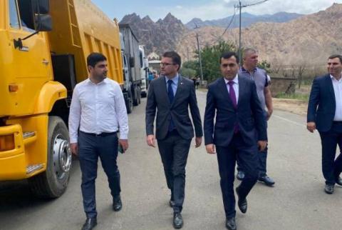 El embajador del Reino Unido en Armenia visitó las provincias de Siuník y Vaióts Dzór