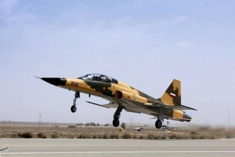    На юге Ирана разбился военный самолет