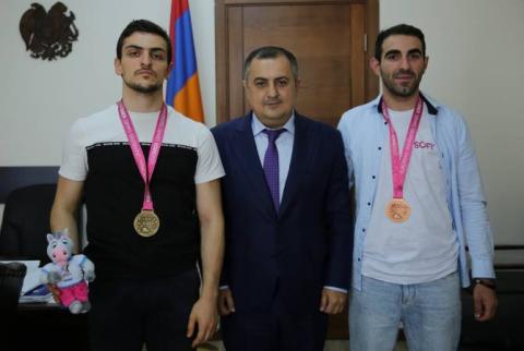 Կարեն Գիլոյանն ընդունել է Եվրոպական համալսարանական խաղերում մեդալներ նվաճած մարզիկներին