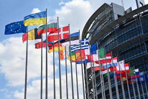    Главы МИД 27 стран ЕС обсудят 30 августа единый подход по вопросу виз для россиян