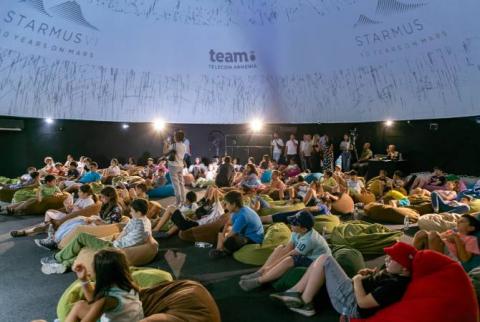 «Беседы о космосе»: детям от Team Telecom Armenia и STARMUS