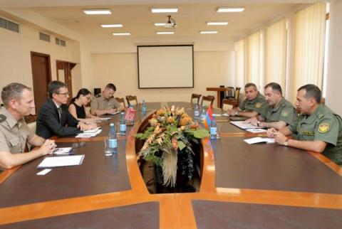 Начальник ГШ ВС РА и вице-посол США обсудили  вопросы военного сотрудничества
