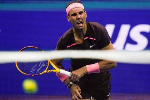 Rafael Nadal defeats Fabio Fognini in four sets in second-round US Open match